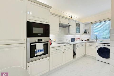 undefined, Dunham Road, Altrincham, Greater Manchester, WA14