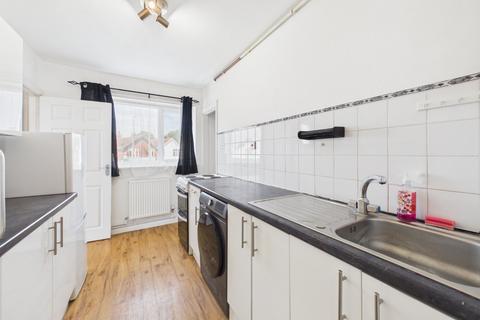 undefined, Cove Road, Farnborough, Hampshire, GU14