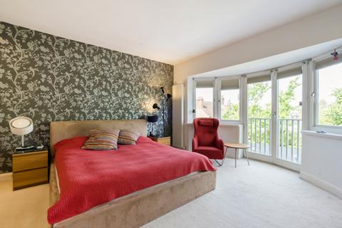 5 bedroom house to rent, Vallance Road London N22