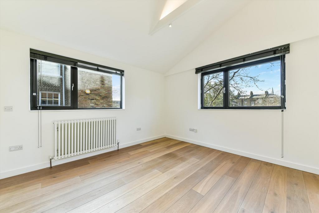 House in London - View 3