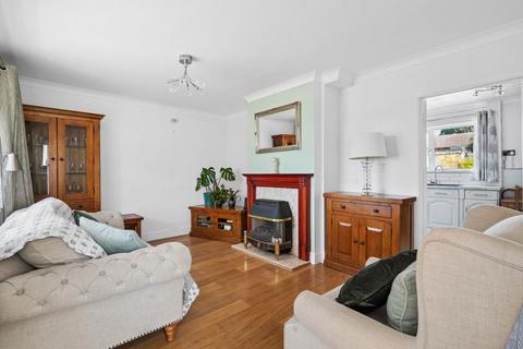 2 bedroom end of terrace house for sale, The Cherries, Wexham