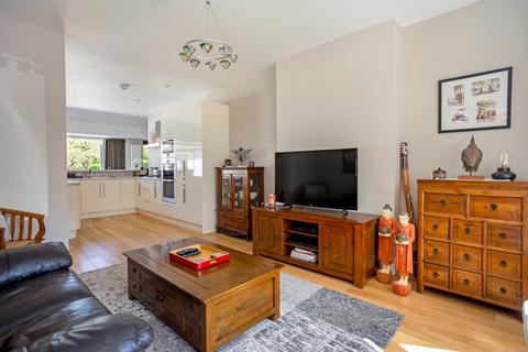 4 bedroom detached house to rent, Green Lane Windsor SL4