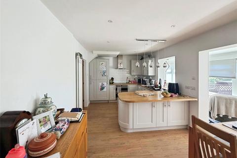 4 bedroom semi-detached house for sale, Arlington Gardens, Romford, RM3