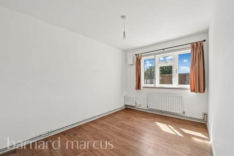 undefined, Quantock Close, Harlington, HAYES