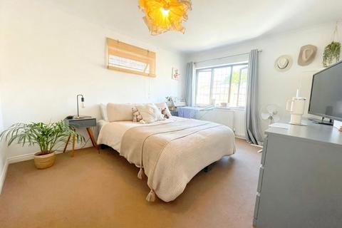 1 bedroom apartment to rent, Kings Chase, Brentwood