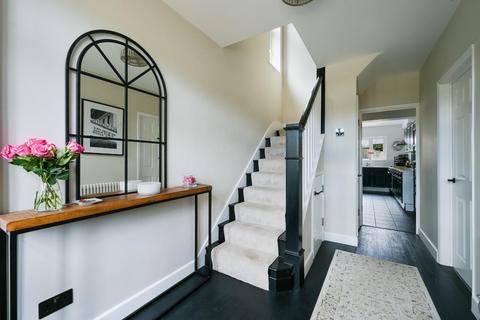 3 bedroom link detached house for sale, North View Crescent, Epsom