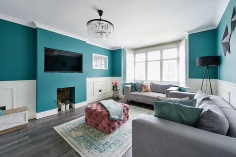 3 bedroom link detached house for sale, North View Crescent, Epsom