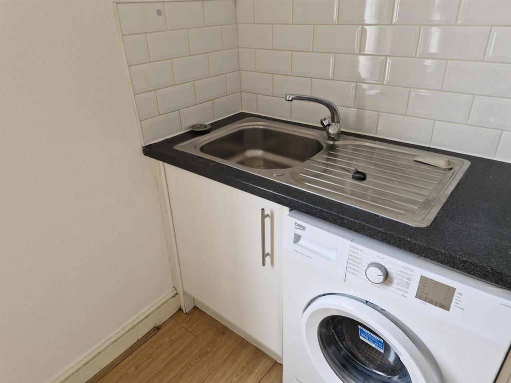 Apartment in London - View 2