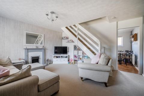 3 bedroom semi-detached house for sale, Andrews Close, Chippenham