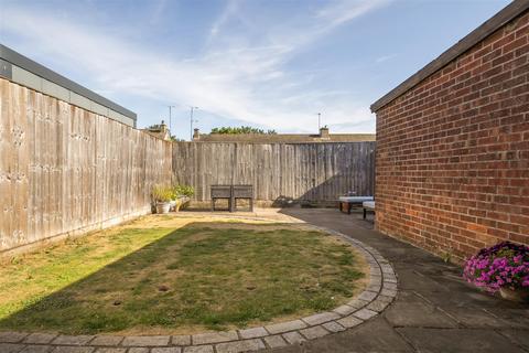 3 bedroom semi-detached house for sale, Andrews Close, Chippenham