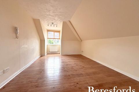 2 bedroom apartment to rent, Abraham Court, Abraham Court, RM14