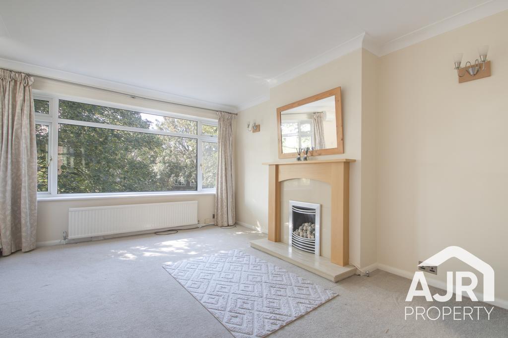 Apartment in Dartford - View 2