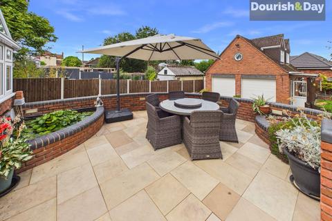 4 bedroom detached house for sale, Walsall Road, Walsall WS6
