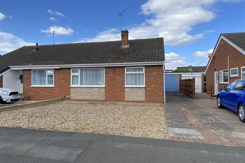 2 bedroom semi-detached bungalow for sale, Worcester Avenue, Birstall, Leicester
