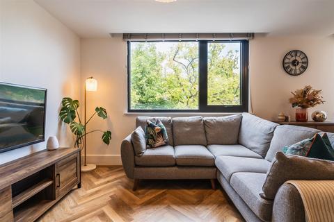 2 bedroom apartment for sale, Rutland Park, Sheffield