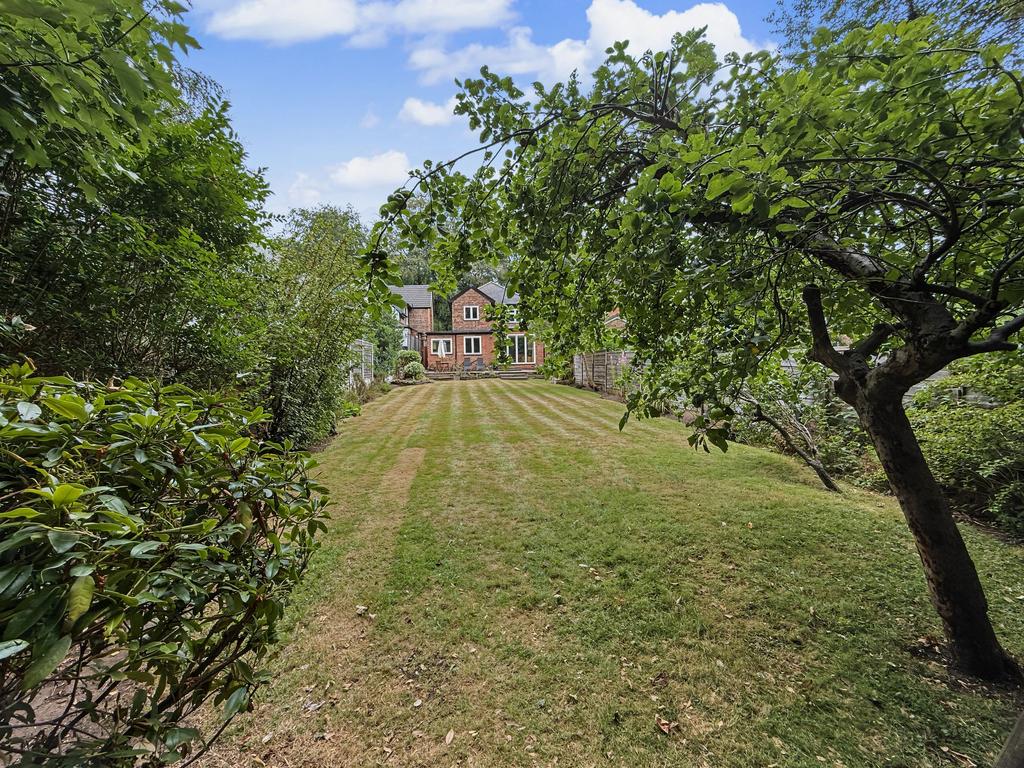House in Salford, Broughton Park - View 2