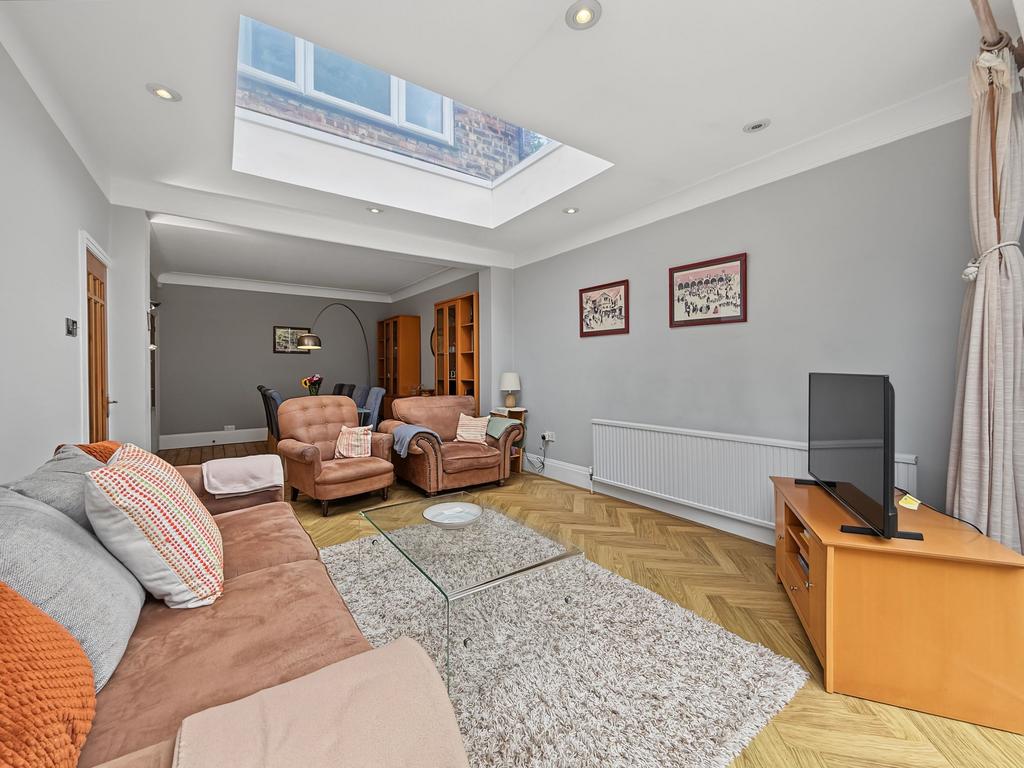 House in Salford, Broughton Park - View 4