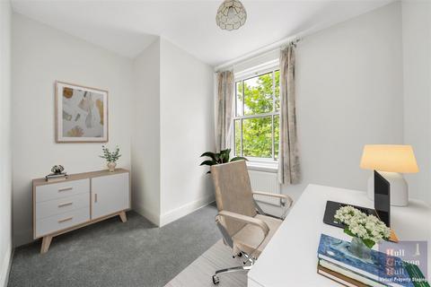 undefined, Peverell Avenue East, Dorchester DT1
