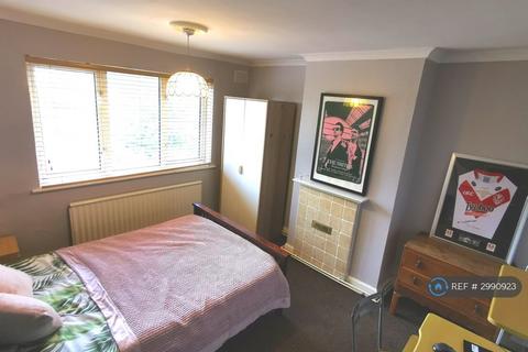 5 bedroom terraced house to rent, Tunnel Avenue, London, SE10