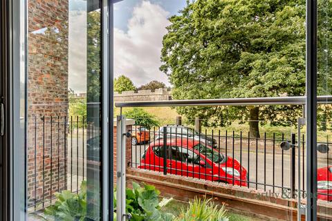 1 bedroom apartment for sale, Cardinal Court, Bishophill Junior, York