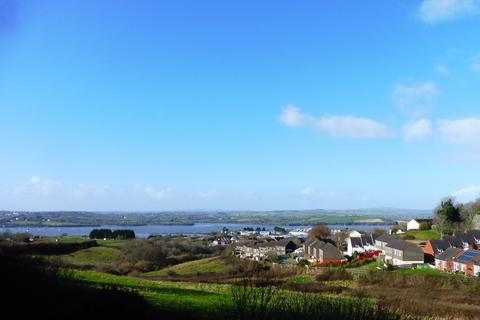2 bedroom flat to rent, Budshead Road, PLYMOUTH