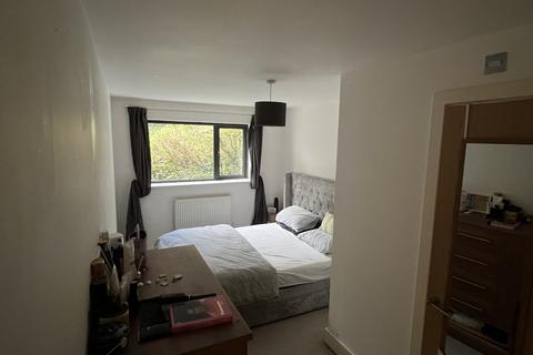 2 bedroom flat to rent, Budshead Road, PLYMOUTH