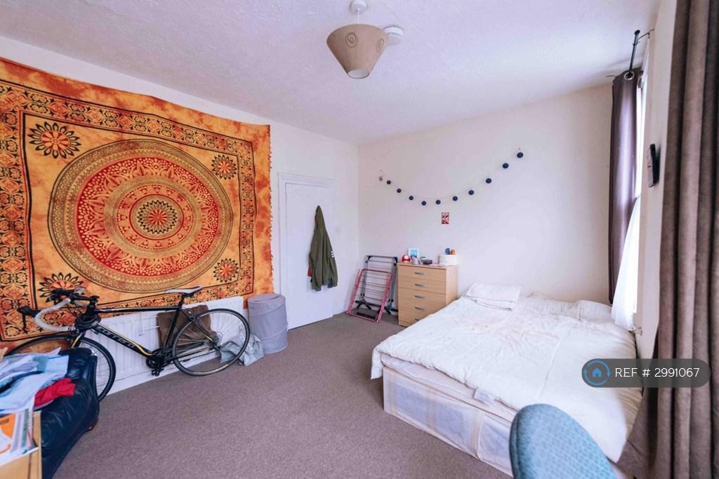 House in London - More
