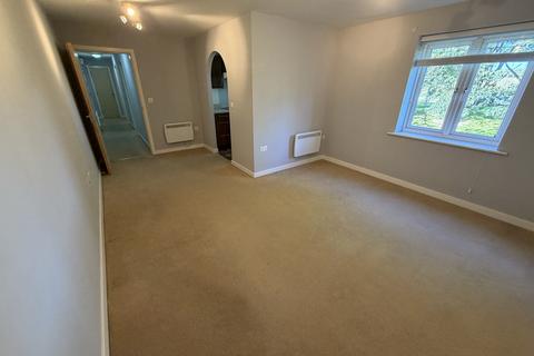 2 bedroom flat for sale, Flat 27 Trinity Court, Trinity Road, Edwinstowe, Mansfield, Nottinghamshire