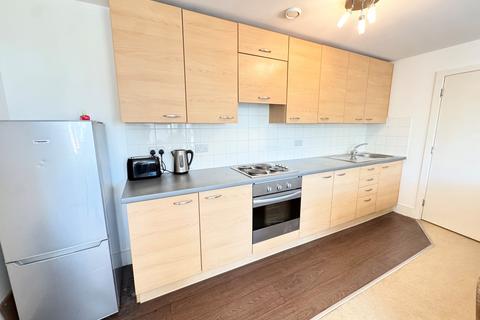 2 bedroom flat to rent, Alencon Link, Basingstoke RG21