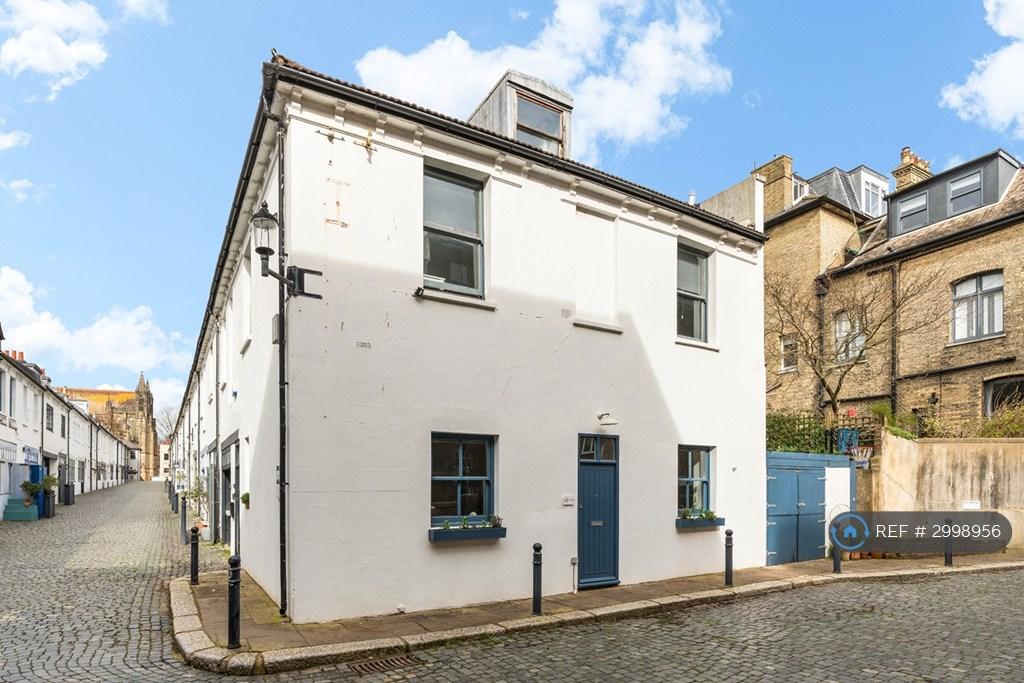 House in Hove, Brighton and Hove - View 3