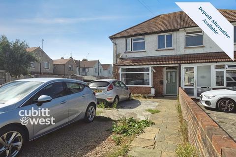 3 bedroom semi-detached house to rent, Southdownview Road Worthing BN14