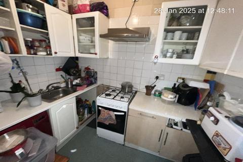 3 bedroom flat for sale, Langside Road, Flat 1-1, Glasgow G42
