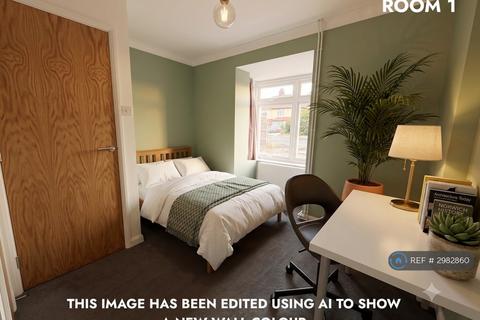 1 bedroom in a house share to rent, Earlham Green Lane, Norwich, NR5