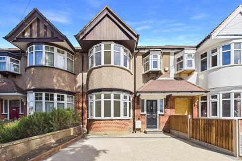 Cornwall Road, Ruislip, HA4