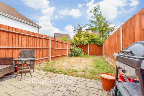 1 bedroom terraced house for sale, Mersea Crescent, Wickford SS12