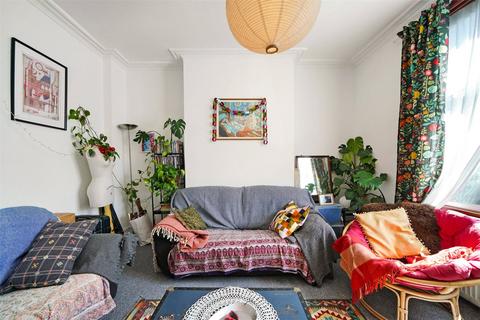 3 bedroom terraced house for sale, Alexander Road, London, N19