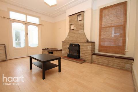 4 bedroom terraced house to rent, Leybourne Road, LONDON