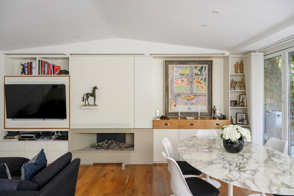House in London - View 5
