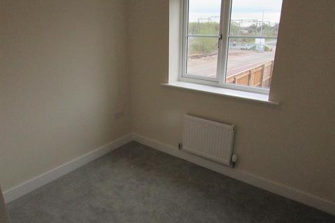 2 bedroom maisonette to rent, Zennor, Amington, Tamworth