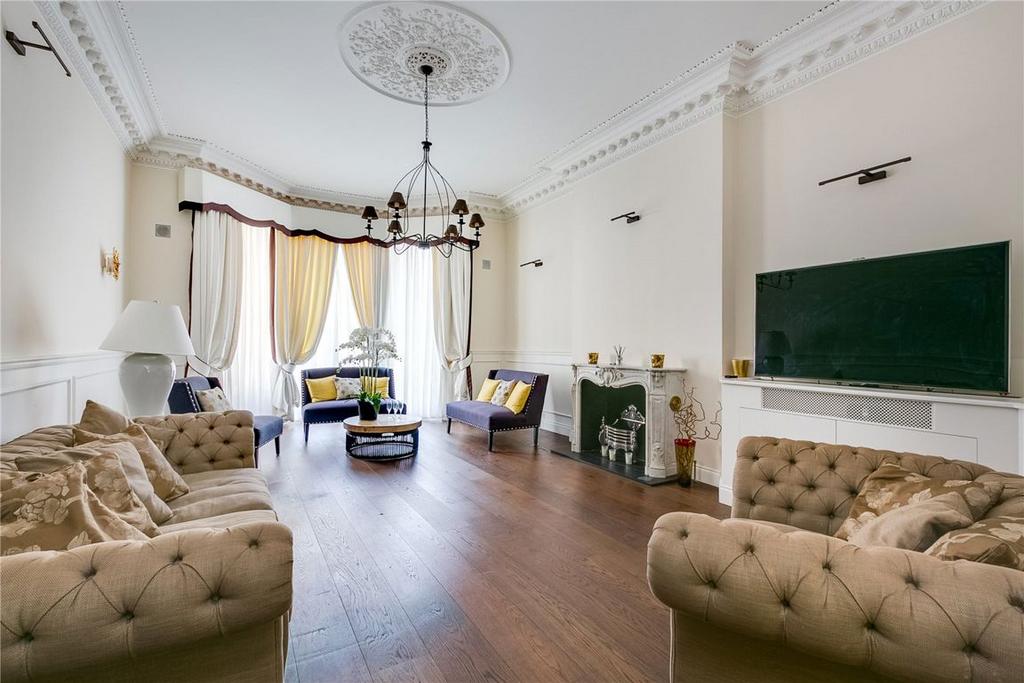 Living room, fireplace