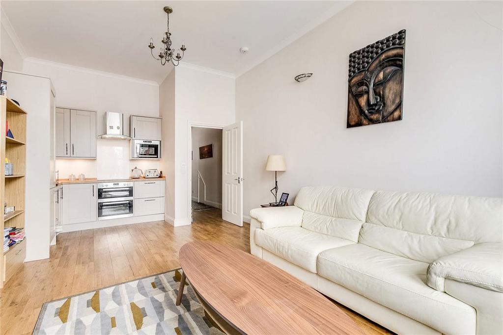 Apartment in London - View 3