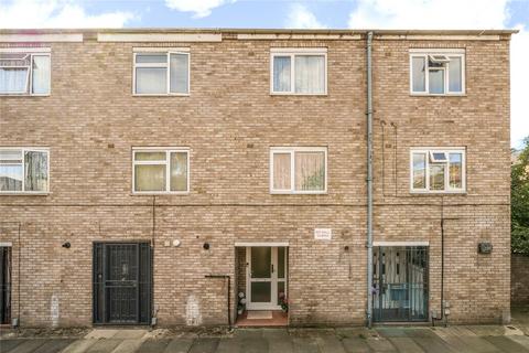 3 bedroom terraced house for sale, Overbury Street, London, E5