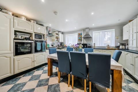 4 bedroom detached house for sale, Verran Road, Camberley, Surrey