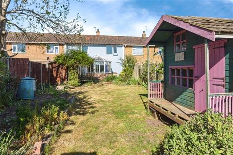 3 bedroom terraced house for sale, Sun Road, Broome, BUNGAY
