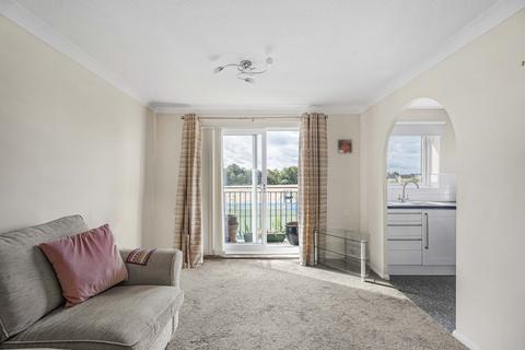1 bedroom apartment for sale, Cobbinsbank, Waltham Abbey, EN9