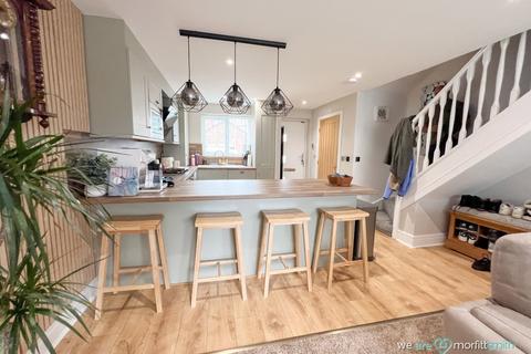 4 bedroom semi-detached house for sale, Pearwood Close, Goldthorpe, S63 9GU