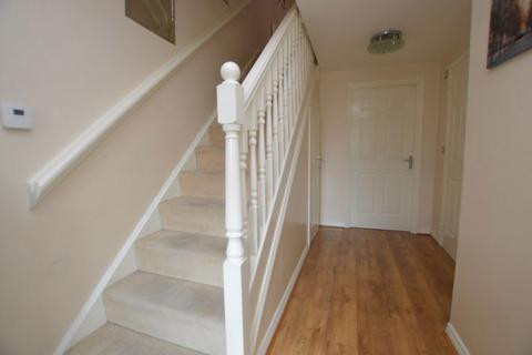 4 bedroom townhouse to rent, Ainsbrook Avenue, Blackley