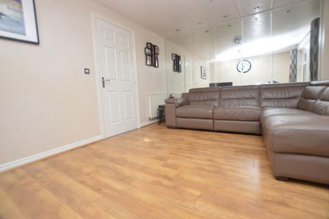4 bedroom townhouse to rent, Ainsbrook Avenue, Blackley