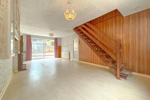 3 bedroom detached house for sale, Wigston Lane, Aylestone, Leicester
