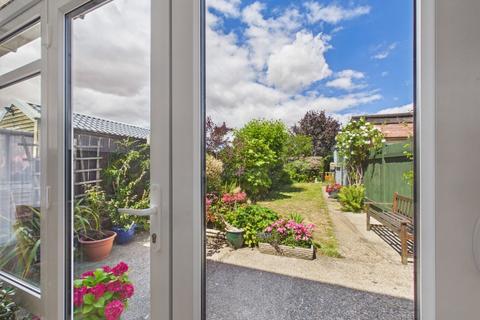 3 bedroom semi-detached house for sale, York Road, Driffield, YO25 5AY